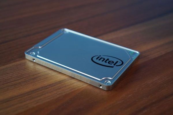 Ổ cứng SSD là gì? top 5 ổ cứng tốt nhất hiện tại