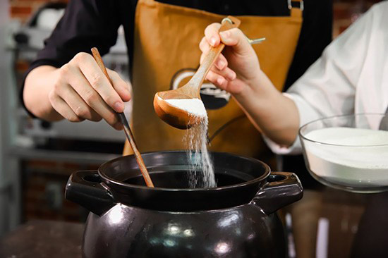 pha trà sữa bằng bột kem béo